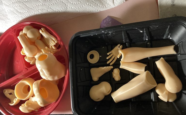 How to Sand a BJD Garage Kit
